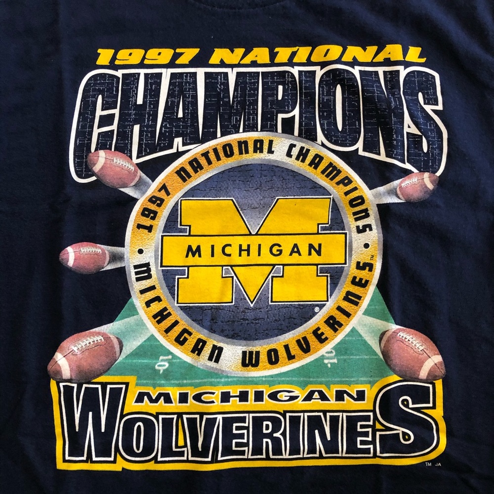 1997 NATIONAL CHAMPIONS MICHIGAN T-SHIRT
